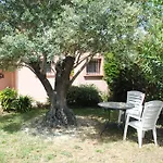Les Cypres Florentins Colomiers
